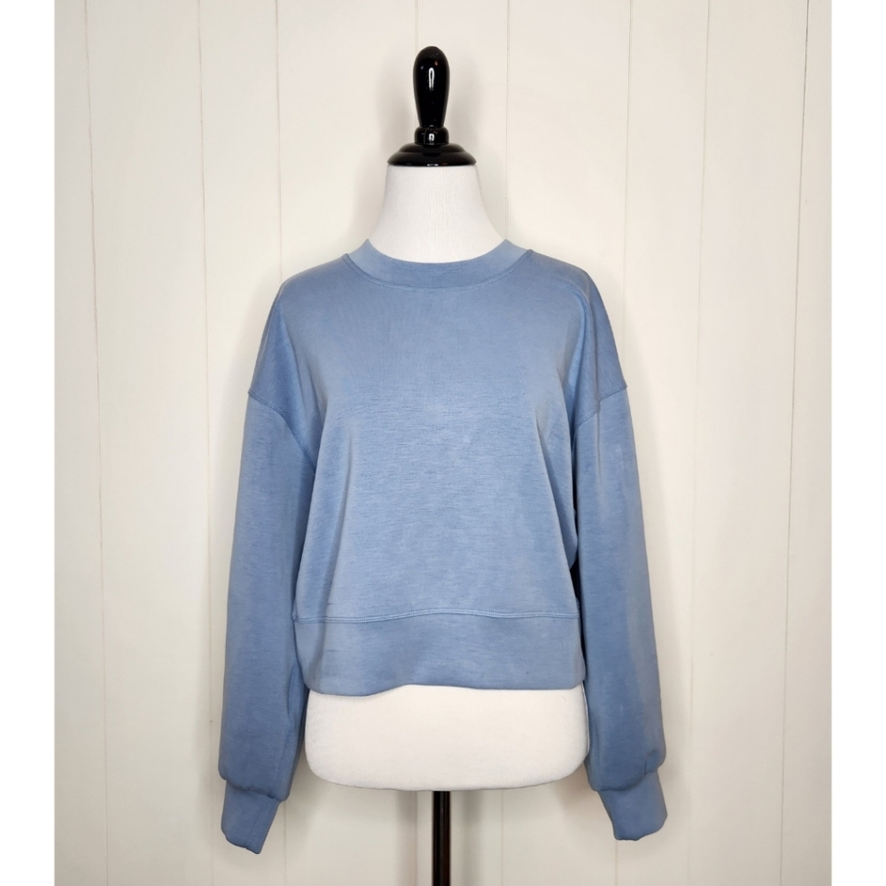 Lululemon Soft Denim Blue Perfectly Oversized Cropped Crew Pullover Sweatshirt 2